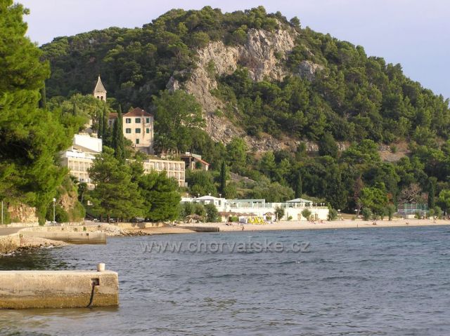 Zátoka v Živogošče-Makarská riviéra