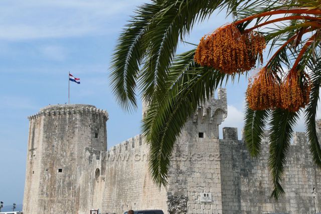 Trogir
pevnost Kamerlengo ze 12.století